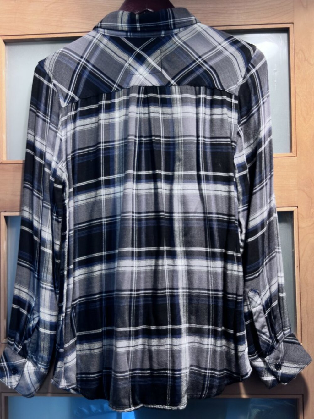 Rails Plaid Button Down Blouse Size M Grey Blue Black Lightly Worn